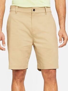 Nike Dri-FIT Khaki Shorts Men’s Size‎ 35 Performance Golf Casual Flat Front